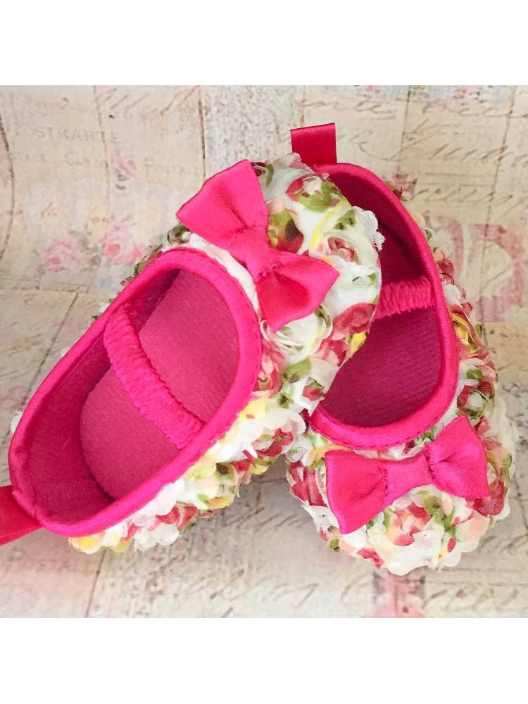 Baby girl shoes Flowers fuchsia
