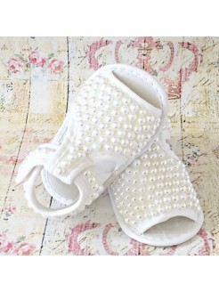 Baby girl christening sandals White pearls