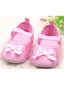 Baby girls pink satin with bow shoes