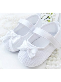 Baby girl white christening baptism satin shoes with bow