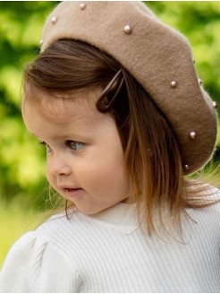 Beige Beret Hat For Girl With Pearls