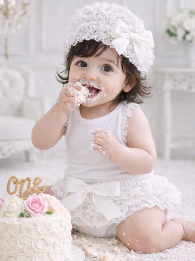 Baby Girl White Frilly Pants With Hat Set