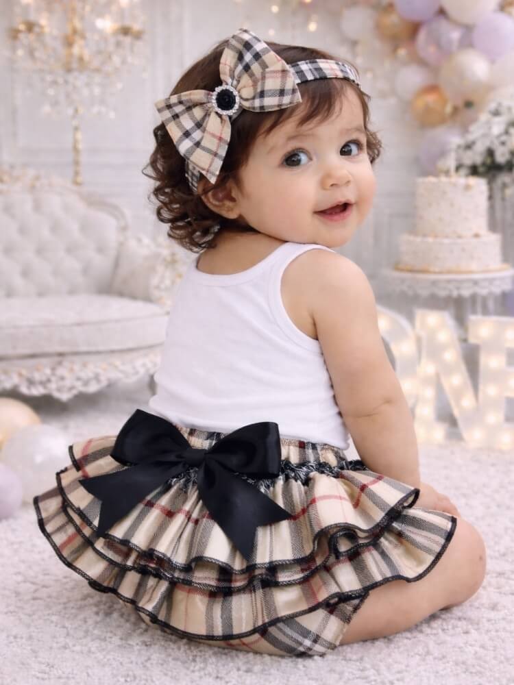 Baby Girl Luxury Frilly Pants Burberry Baby Girl Luxury Frilly Pants Burberry