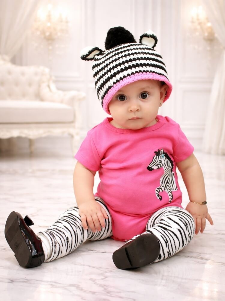 Baby girl leg warmers Zebra