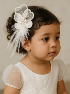 Bridal Hair Piece Fascinator with White Feathers and Pearls