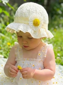 Baby Girl Sun Hat with Daisy Flower