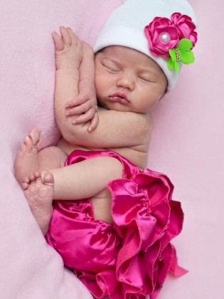 Newborn Hospital Hat Fuchsia Bouquet