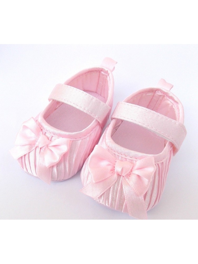 Baby shoes light pink satin and bow 